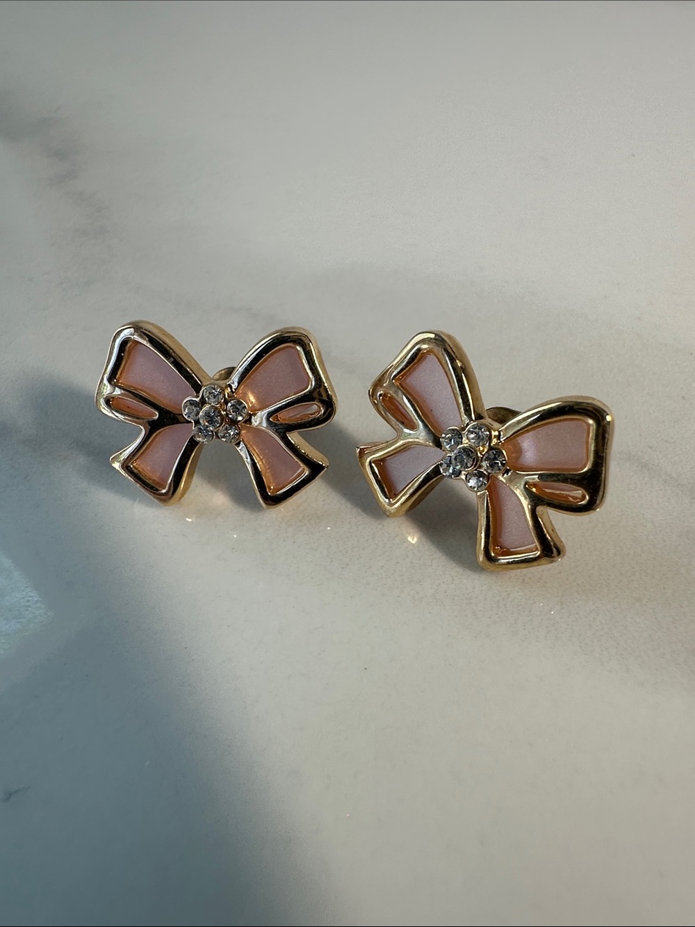Y2K KATE SPADE Stacked Bows Gold Tone Pink Crystal Bow Earrings Cute Coquette